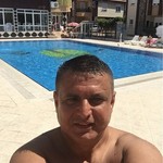 Erhan, 43
